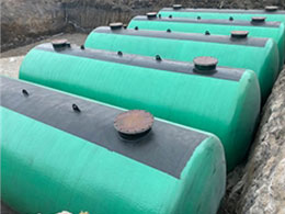 介休市青鴻化工有限公司甲醇儲存庫，50立方S F雙層油罐10臺。